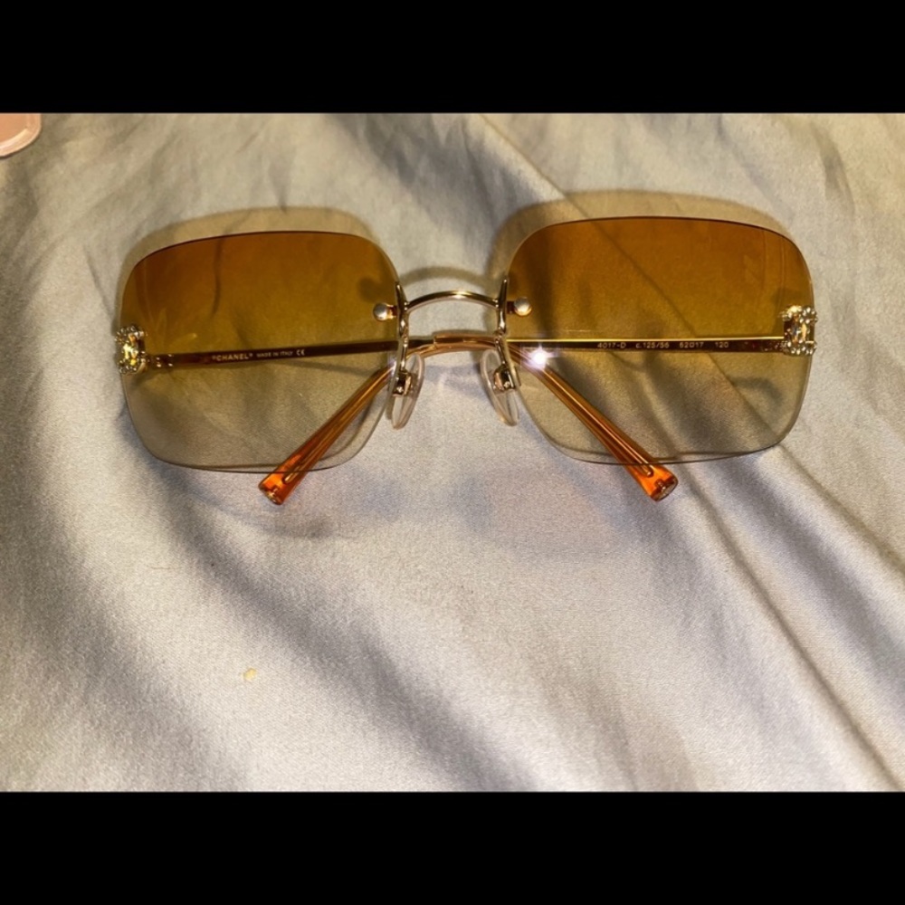 Authentic Chanel Rimless Sunglasses 4017-D
